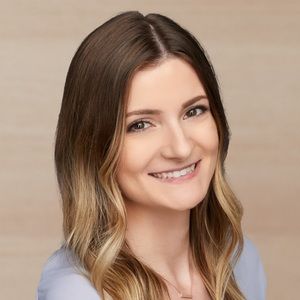 Meet your Posher, Dana